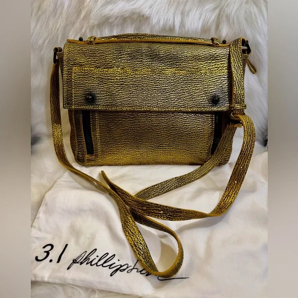 3.1 PHILLIP LIM
Gold/Black Shark Embossed
Leather Medium Pashli Satchel
Bag💛🖤 - Picture 1 of 14